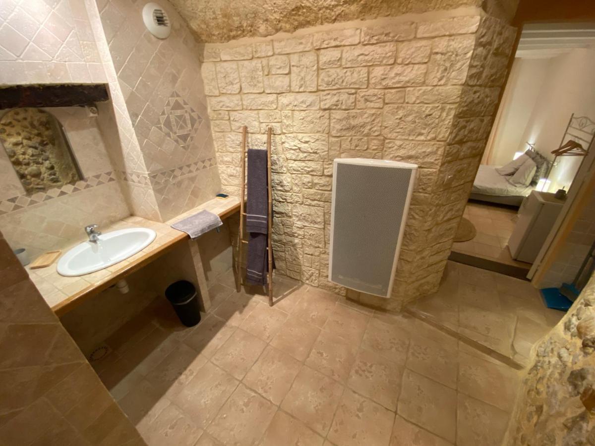 La Fontaine De Vinsobres Hotel Luaran gambar