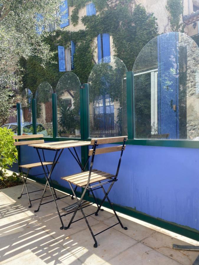 La Fontaine De Vinsobres Hotel Luaran gambar