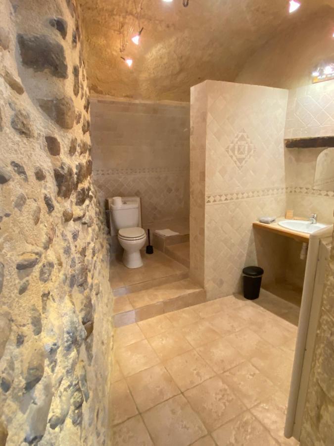 La Fontaine De Vinsobres Hotel Luaran gambar